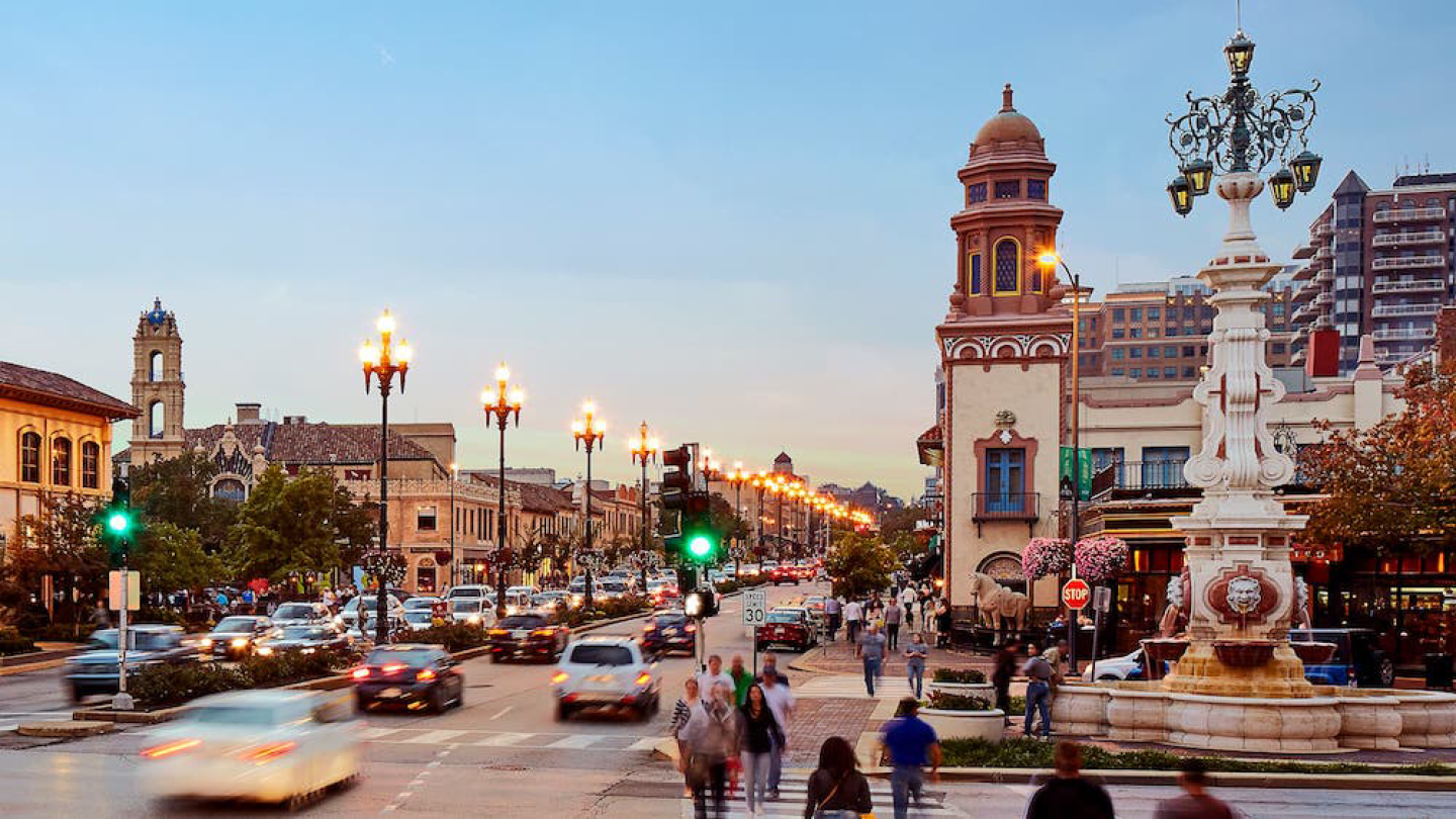 Nike store sales plaza kansas city